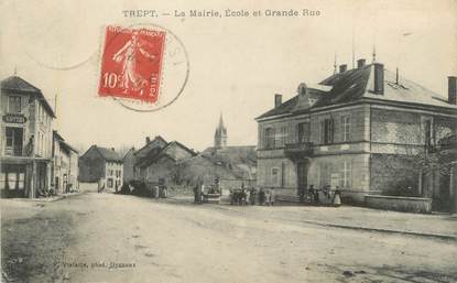 CPA FRANCE 38 "Trept, La Mairie, école et grande rue"