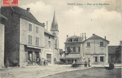 CPA FRANCE 38 "Trept, Place de la République"