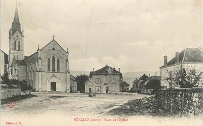 CPA FRANCE 38 "Porcieu, Place de l'église"