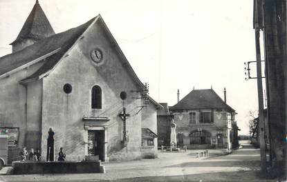 CPSM FRANCE 38 " Apprieu, Place de l'église"