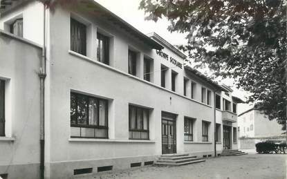 CPSM FRANCE 38 "Grenay, Le Groupe Scolaire et La Mairie"