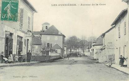 CPA FRANCE 38 " Les Avenières, Avenue de la Gare"