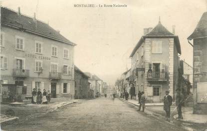 CPA FRANCE 38 "Montalieu, La Route Nationale"