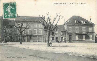 CPA FRANCE 38 "Montalieu, La place et la Mairie"