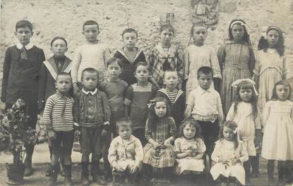 CARTE PHOTO FRANCE 38 "Montalieu, Un groupe d'enfants"'