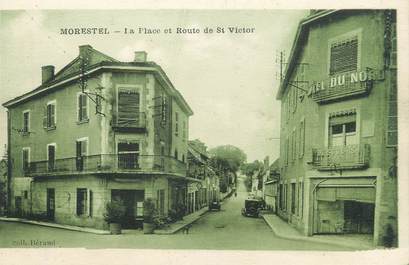 CPA FRANCE 38 " Morestel, La place et la Route de St Victor"