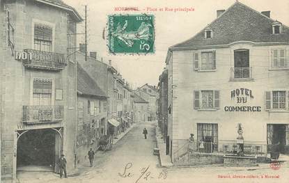 CPA FRANCE 38 " Morestel, Place et rue principale"