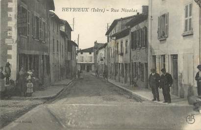 CPA FRANCE 38 " Heyrieux, Rue Nivolas"