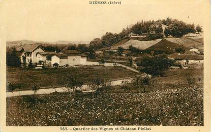 CPA FRANCE 38 " Diémoz, Quartier des Vignes et Château Piellat"