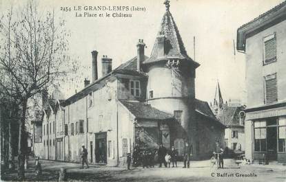 CPA FRANCE 38 " Le Grand Lemps, La Place et le Château"