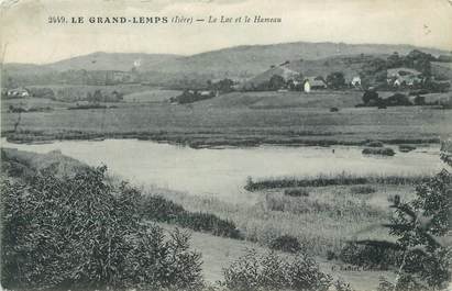 CPA FRANCE 38 " Le Grand Lemps, Le lac et le hameau"