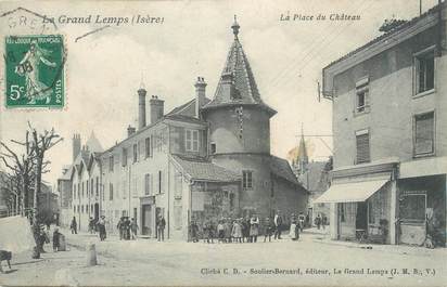 CPA FRANCE 38 " Le Grand Lemps, La Place du Château"