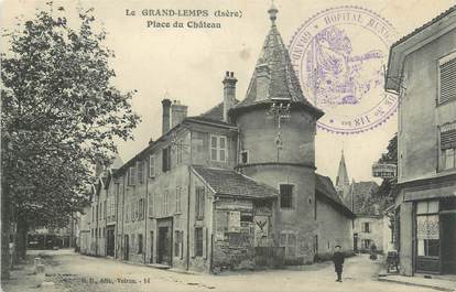 CPA FRANCE 38 " Le Grand Lemps, Place du Château"