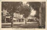 38 Isere CPA FRANCE 38 " Le Grand Lemps, Un coin de la place"