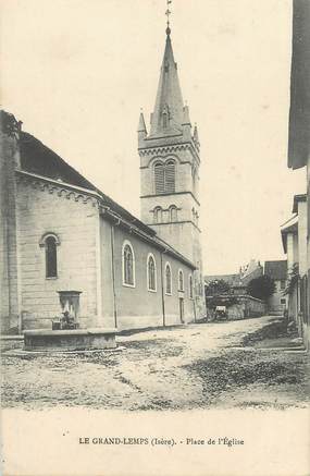 CPA FRANCE 38 " Le Grand Lemps, Place de l'église"