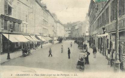 CPA FRANCE 73 " Chambéry, Place St Léger vue des portiques"