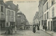 29 Finistere / CPA FRANCE 29 "Douarnenez, la place de la Croix"