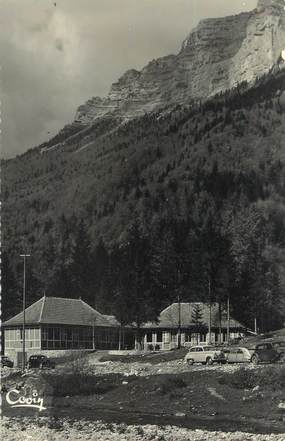 CPSM FRANCE 73 " Le chalet du TCF dans le Cirque de St Même"