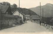 73 Savoie CPA FRANCE 73 "Les Echelles, Route de Chambéry"