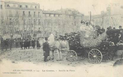 CPA FRANCE 13 " Aix en Provence, Le Corso, La bataille de fleurs" / VIGNETTE / CARNAVAL
