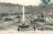 13 Bouch Du Rhone CPA FRANCE 13 " Aubagne, Vue d'ensemble de la Place de l'Obélisque et Grande Fontaine"