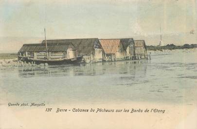 CPA FRANCE 13 " Berre, Cabanes de pêcheurs sur les bords de l'étang"