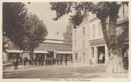 13 Bouch Du Rhone CPA FRANCE 13 " Chateaurenard, Place de la République"