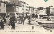 13 Bouch Du Rhone CPA FRANCE 13 "La Ciotat, Le Quai Louis Benet à la sortie des ouvriers"