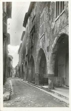 / CPSM FRANCE 83 "Grimaud, rue des juifs, les arcades" / JUDAICA