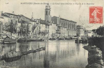 CPA FRANCE 13 " Martigues, Le Canal St Sébastien et l'Eglise de la Madeleine"