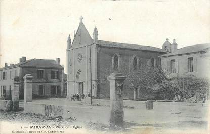 CPA FRANCE 13 " Miramas, Place de l'église"