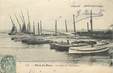 CPA FRANCE 13 " Port de Bouc, Groupe de Tartanes"