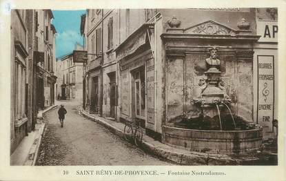 CPA FRANCE 13 " St Rémy de Provence, Fontaine Nostradamus"