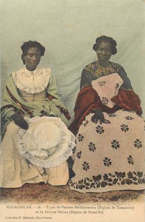 CPA MADAGASCAR "Types de femmes Betsimisaraka"