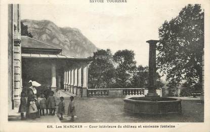 CPA FRANCE 73 " Les Marches, Cour intérieure du château et ancienne fontaine"