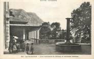 73 Savoie CPA FRANCE 73 " Les Marches, Cour intérieure du château et ancienne fontaine"