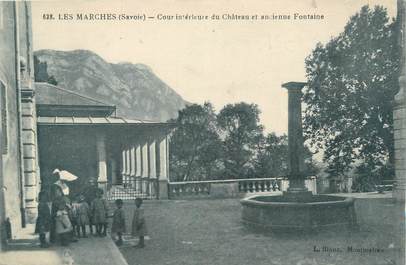 CPA FRANCE 73 " Les Marches, Cour intérieure du Château et ancienne fontaine"