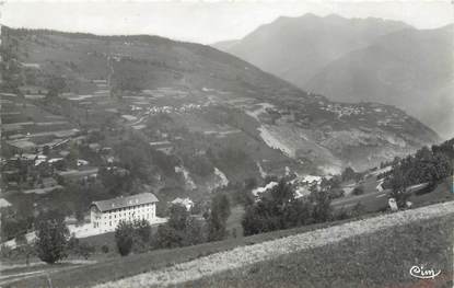 CPSM FRANCE 73 " Les Avanchers, Centre de Vacances et Vallée Doucy"