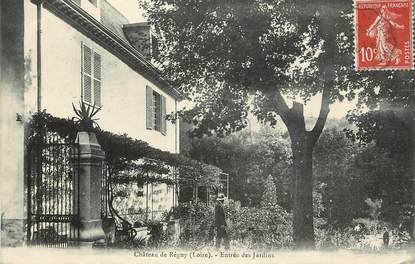 / CPA FRANCE 42 "Château de Régny, entrée des Jardins"