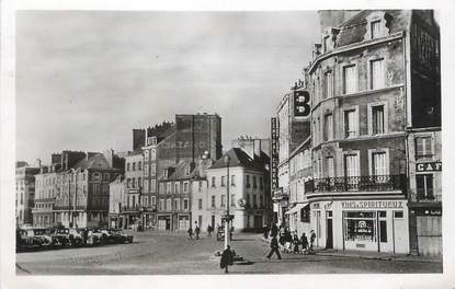 CPSM FRANCE 50 " Cherbourg, Quai Alexandre III, Quai de Caligny" / SALLES DE CINEMA