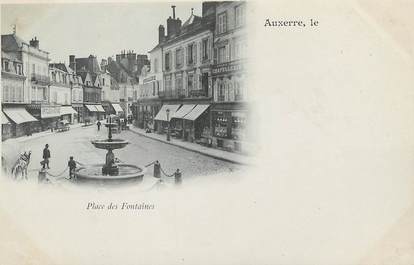 / CPA FRANCE 89 "Auxerre, place des Fontaines"
