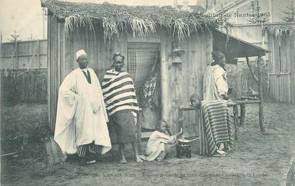 CPA FRANCE 44 " Nantes, Jeunes gens" / EXPOSITION DE 1904 " / VILLAGE NOIR