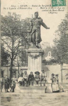 CPA FRANCE 69 " Lyon, Monument au mort"