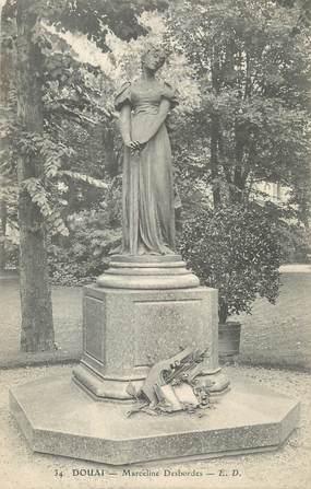 CPA FRANCE 59 " Douai, Le monument de Marceline Desbordes"