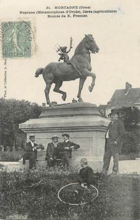 CPA FRANCE 61 " Mortagne , La Statue de Neptune"