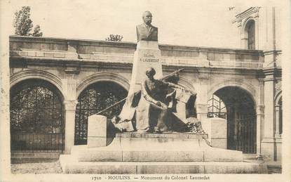 CPA FRANCE 03 " Moulins, Le Monument du Colonel Laussedat"