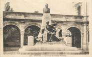 03 Allier CPA FRANCE 03 " Moulins, Le Monument du Colonel Laussedat"