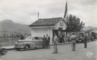 CPSM FRANCE 64 " Hendaye, Le poste frontière Français" / DOUANE