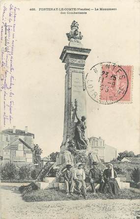 CPA FRANCE 85 " Fontenay le Comte, Le monument aux morts"