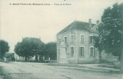 CPA FRANCE 38 " St Victor de Morestel, Place de la Mairie"